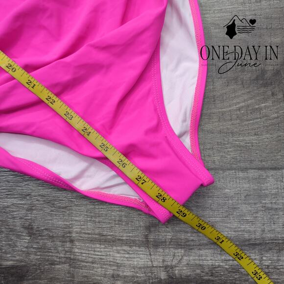 Eomenie Cross Front Cut Out One Piece Swimsuit Size L - Picture 6 of 7